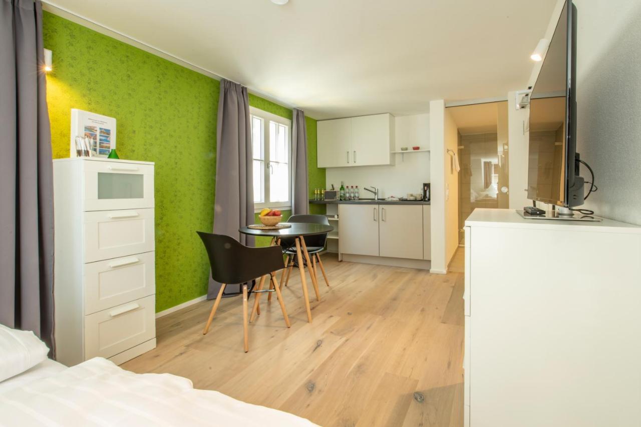 Gaestehaus Am Schlossplatz, Z. 4 Meersburg Ngoại thất bức ảnh