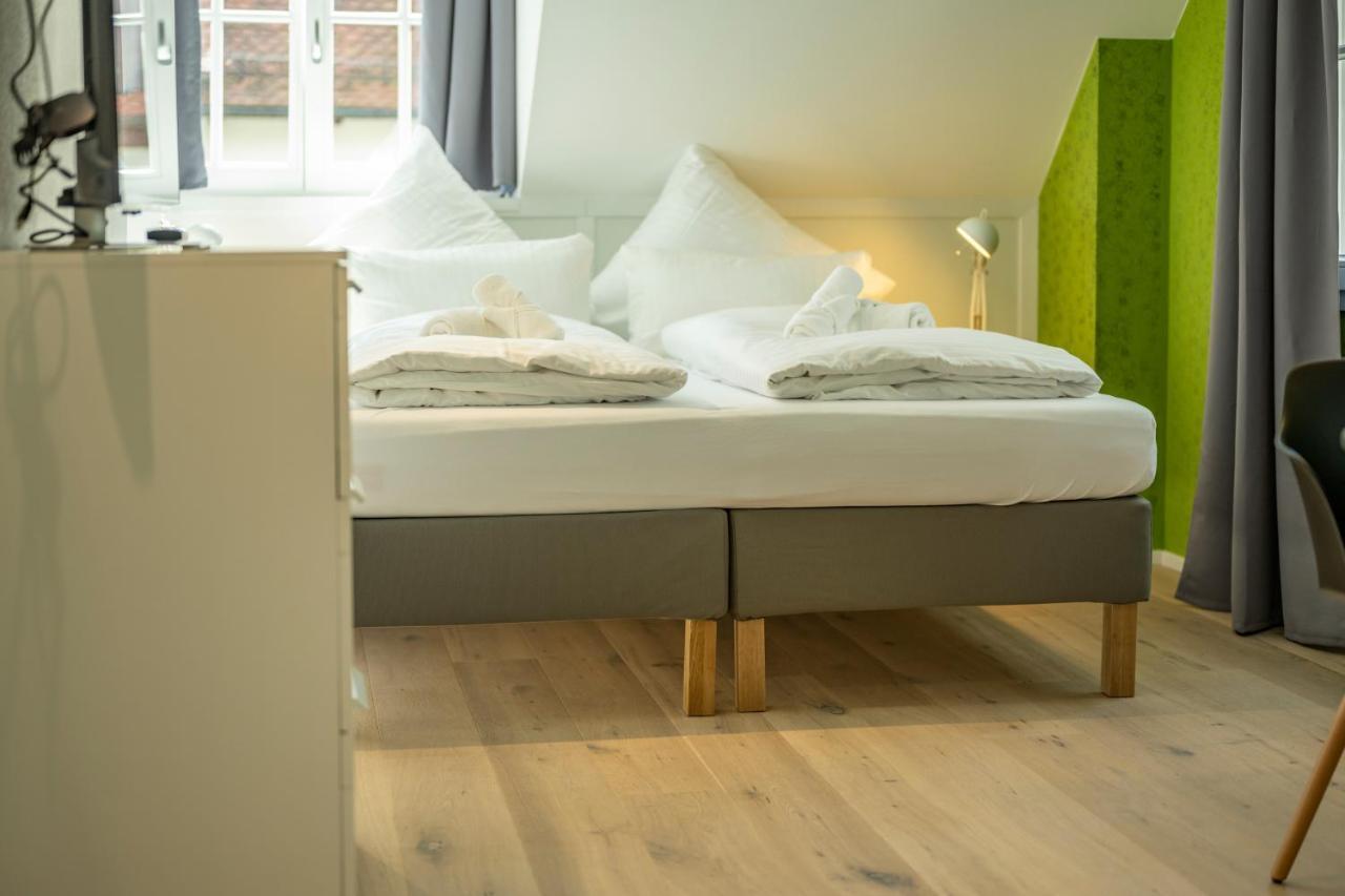 Gaestehaus Am Schlossplatz, Z. 4 Meersburg Ngoại thất bức ảnh