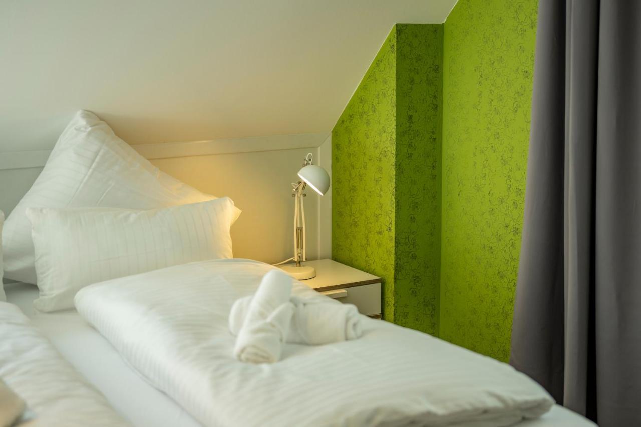 Gaestehaus Am Schlossplatz, Z. 4 Meersburg Ngoại thất bức ảnh